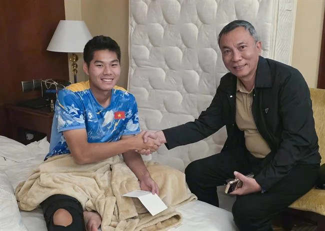 Hình ảnh một hợp đồng kỹ thuật số hoặc thỏa thuận, tượng trưng cho sự bảo mật và tin cậy của người dùng khi đăng ký tài khoản 18win web.
